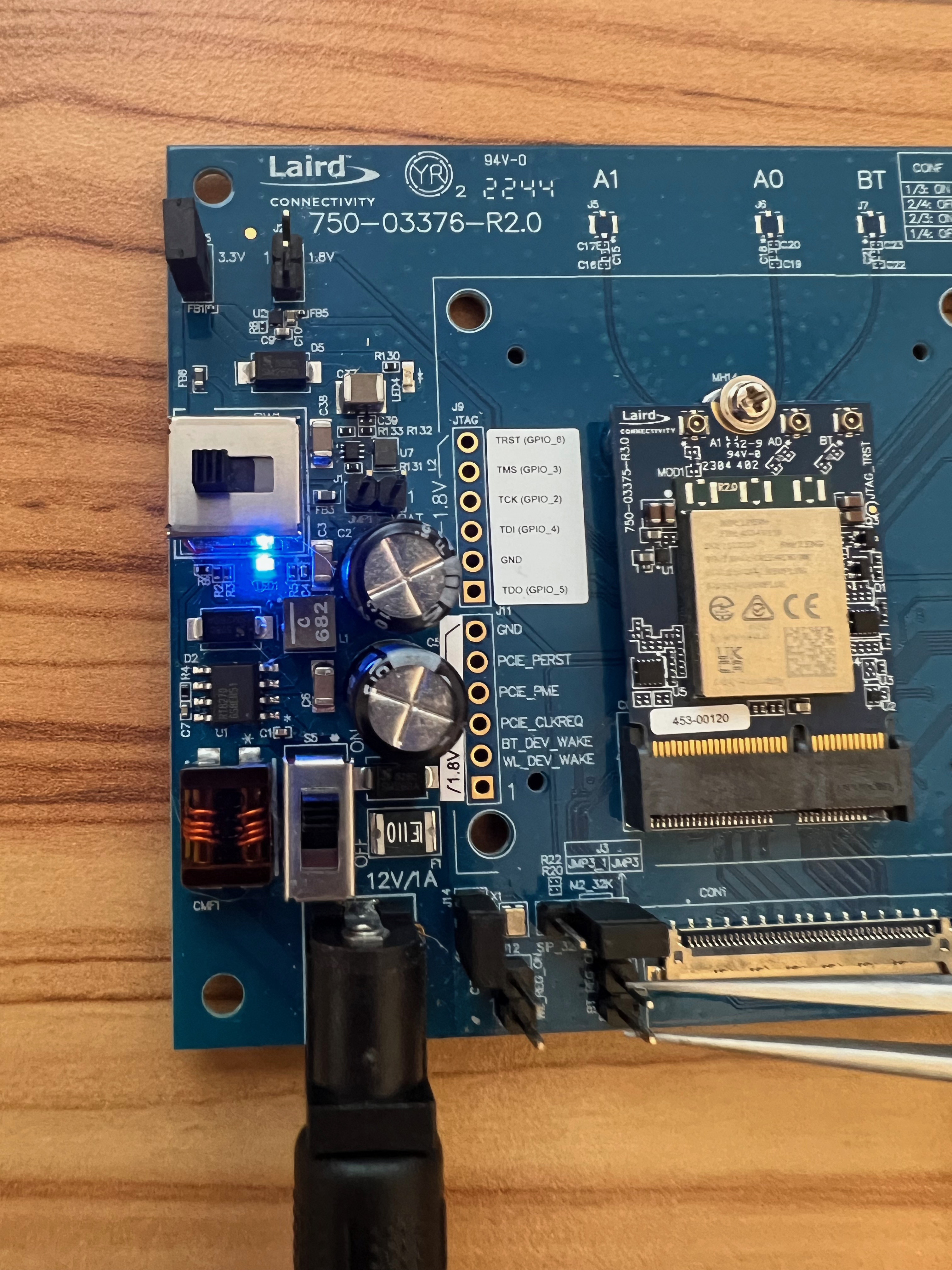 A close up of a circuit board

Description automatically generated